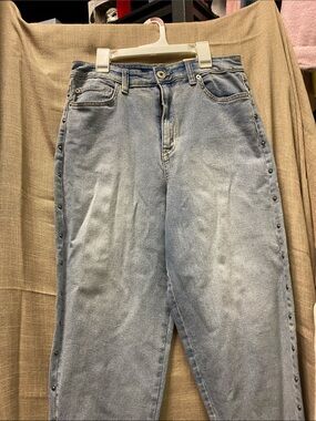 Light Blue Boyfriend Jeans with Side Stud Detail